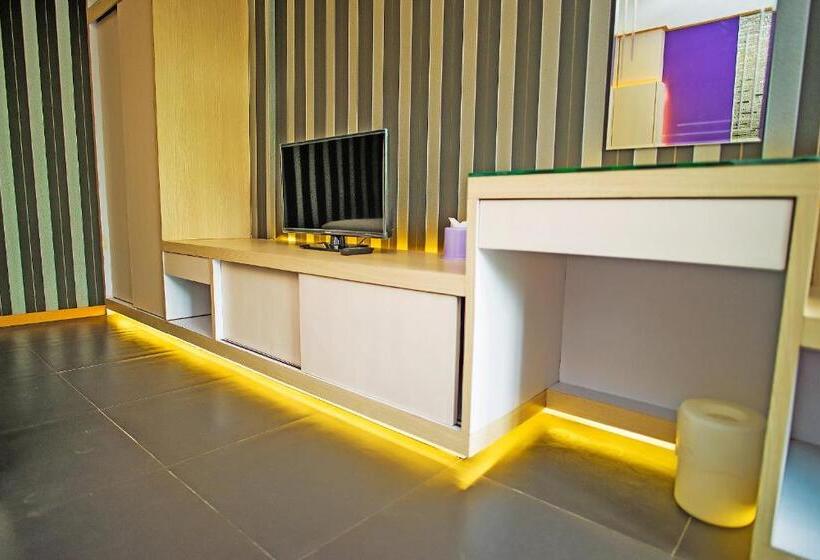 キングサイズベッドのスタンダードルーム, ลอฟท์แอทสีมา สาขา2