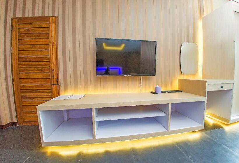 キングサイズベッドのスタンダードルーム, ลอฟท์แอทสีมา สาขา2