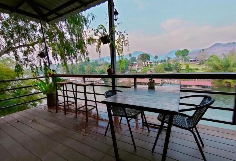 キングサイズベッドのデラックスルーム, Rimwang The River Life