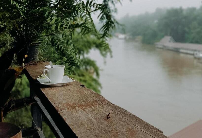 キングサイズベッドのデラックスルーム, Rimwang The River Life