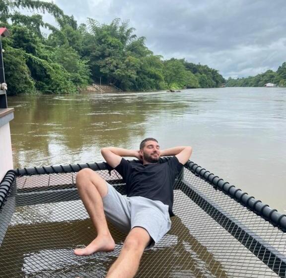 デラックスファミリールーム, Rimwang The River Life