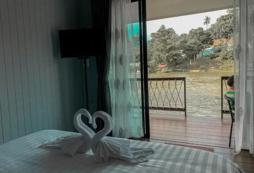 Deluxe room with river view, Rimwang The River Life