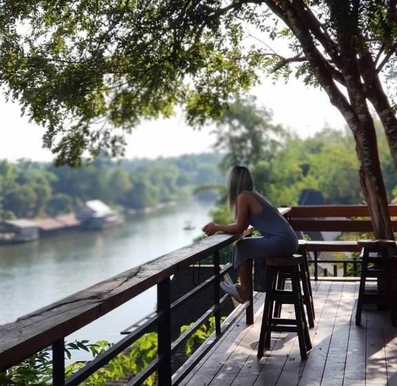 キングサイズベッドのデラックスルーム, Rimwang The River Life