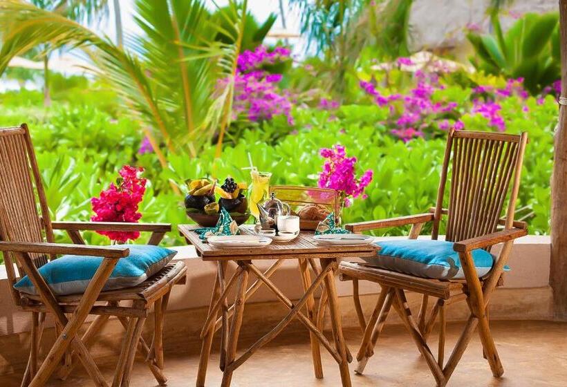 带花园景观的标准洋房, Sevi Boutique