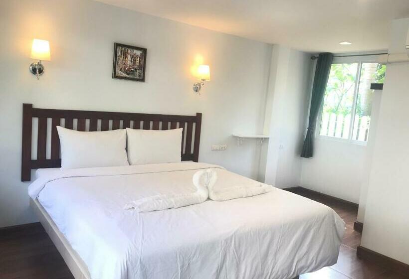 Номер Стандарт, Baan Chang Residence
