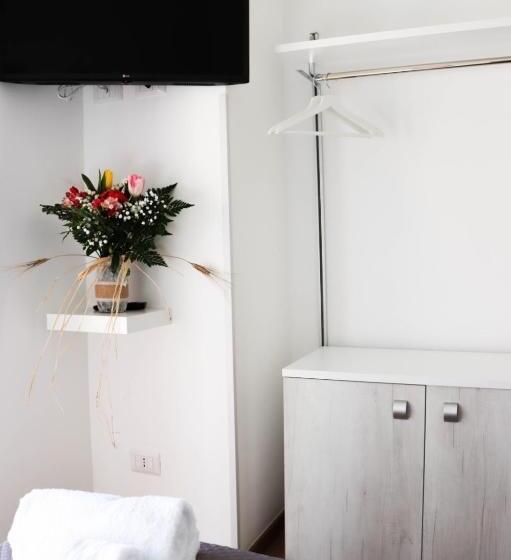 اتاق استاندارد, B&b Carlo V