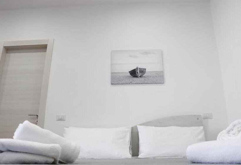 اتاق خانوادگی, B&b Carlo V