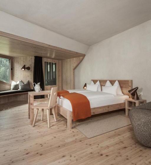 סוויטת ג'וניור, Bühelwirt