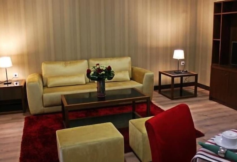 סוויטת ג'וניור, Palace Hotel Astúrias & Spa