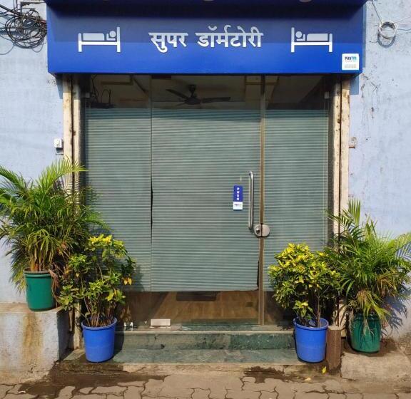 تختخواب در اتاق مشترک, Super Sleepwell Male Female Hostel