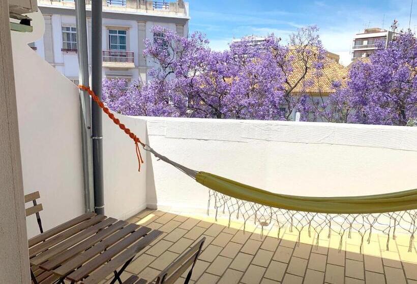 اتاق استاندارد با تراس, The Central Guesthouse