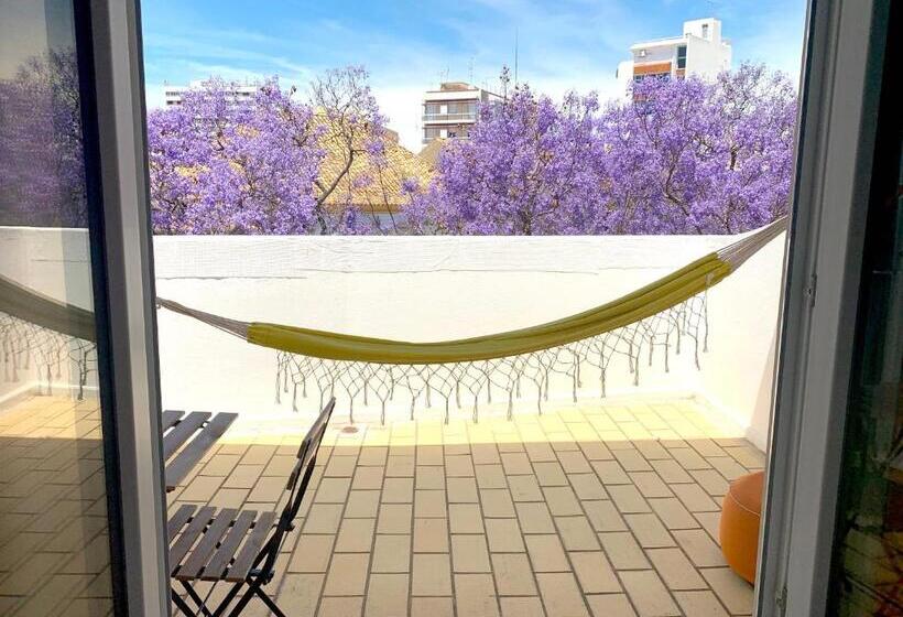 اتاق استاندارد با تراس, The Central Guesthouse