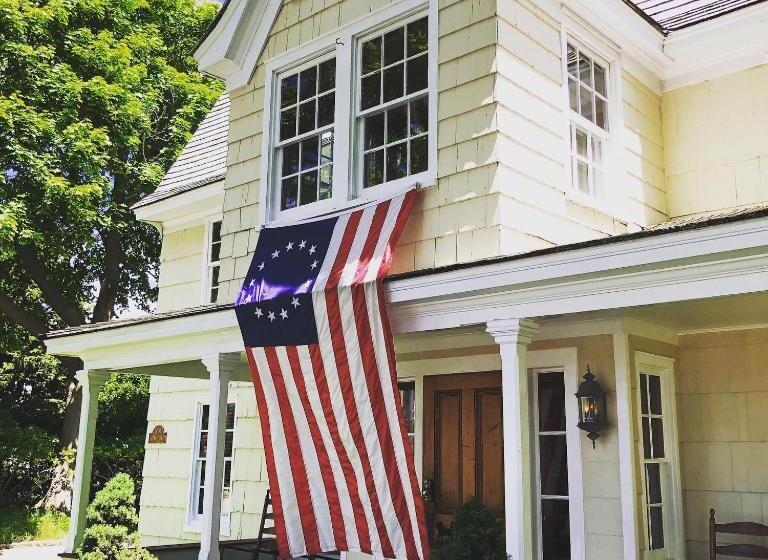 디럭스 주니어 스위트, The 1708 House