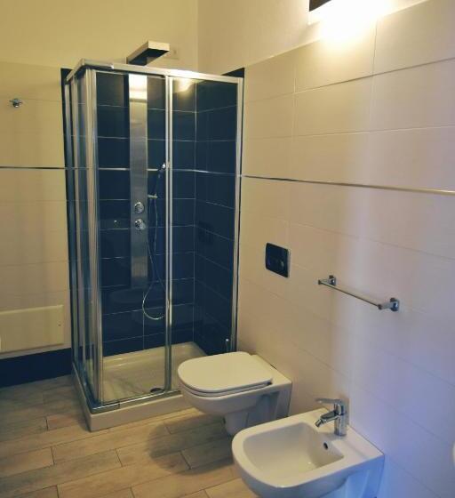 غرفة قياسية مطلّة علي البحر مزوَّدة بشُرفة, Accomodation Libertino