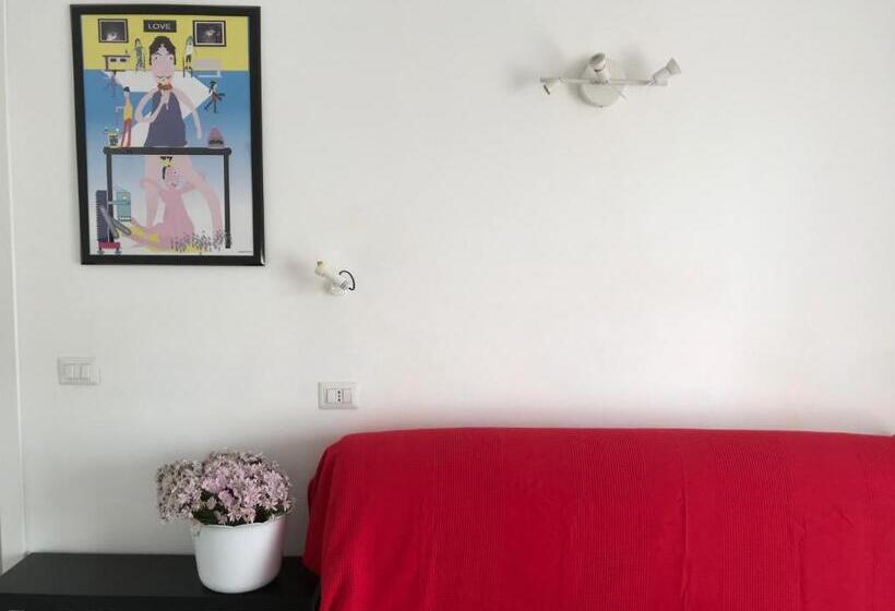 شقة غرفتين نوم مزودة بشُرفة, Accomodation Libertino