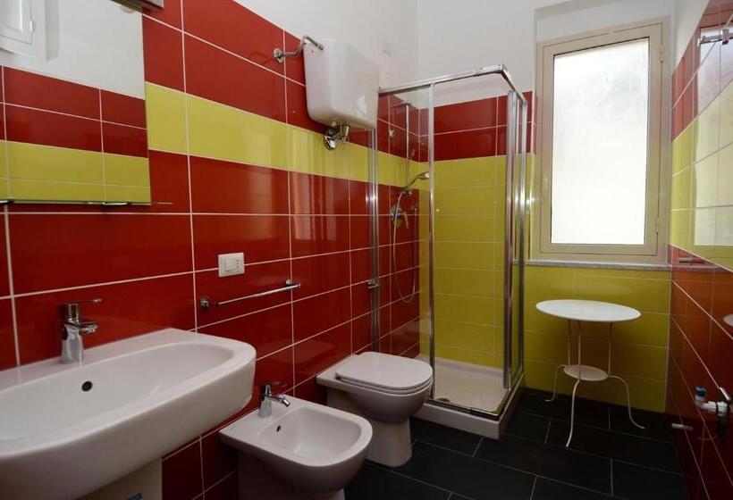 شقة غرفتين نوم مزودة بشُرفة, Accomodation Libertino