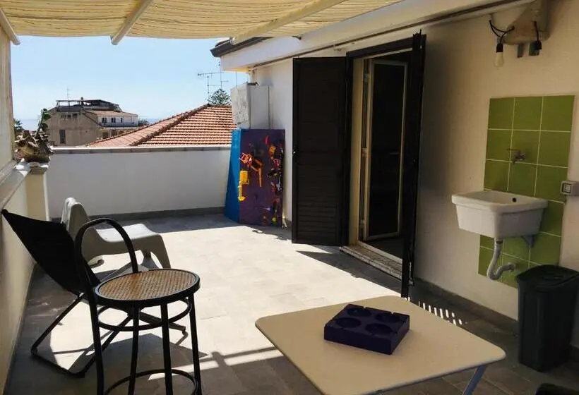 テラス付き１ベッドルームアパートメント, Accomodation Libertino