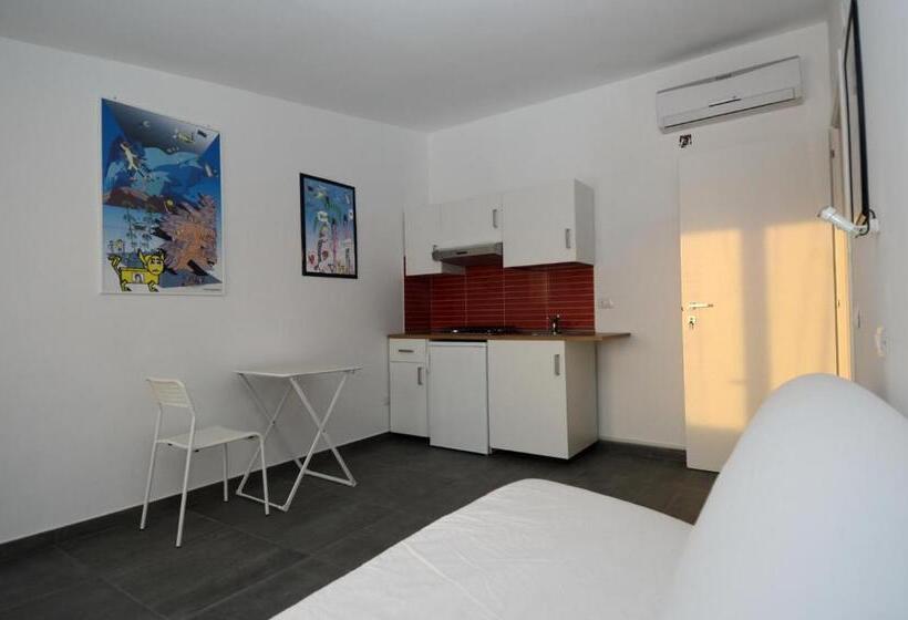 Апартаменты 2 Спальни с Балконом, Accomodation Libertino