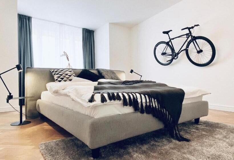 Deluxe Suite King Bed, Pension Mono   Adults Only