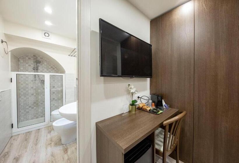 غرفة قياسية فردية, B&b Ambitious