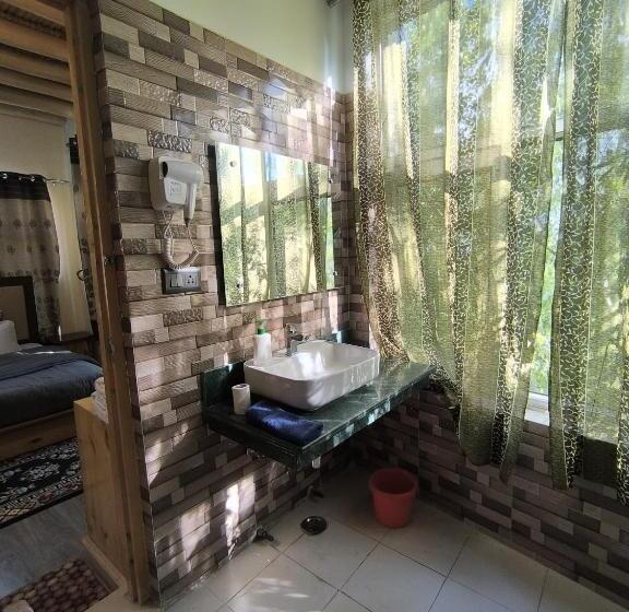 Superior-perhehuone, Hidden Leaf Homestay