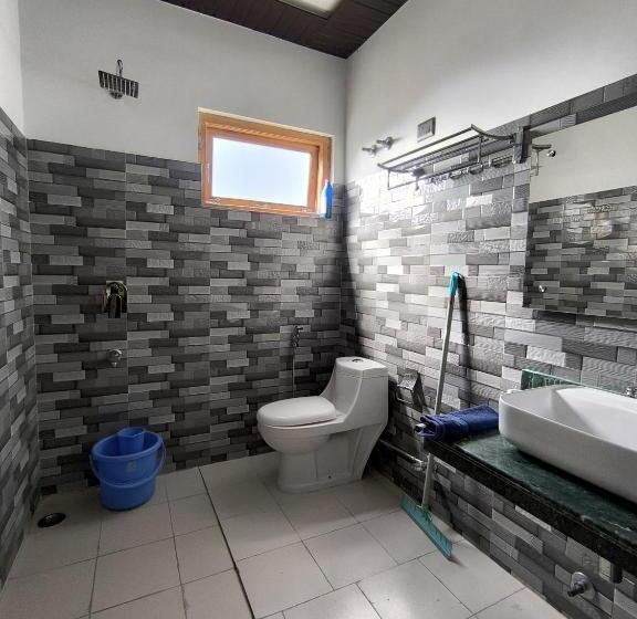 Perhesviitti, Hidden Leaf Homestay