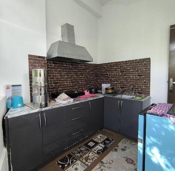 Perhesviitti, Hidden Leaf Homestay