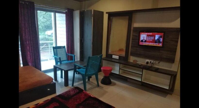 Family Room, Dhanashree Residency