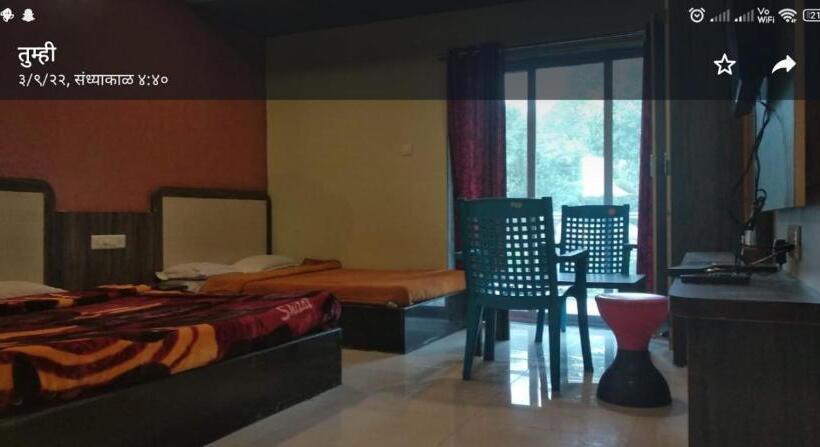 Family Room, Dhanashree Residency