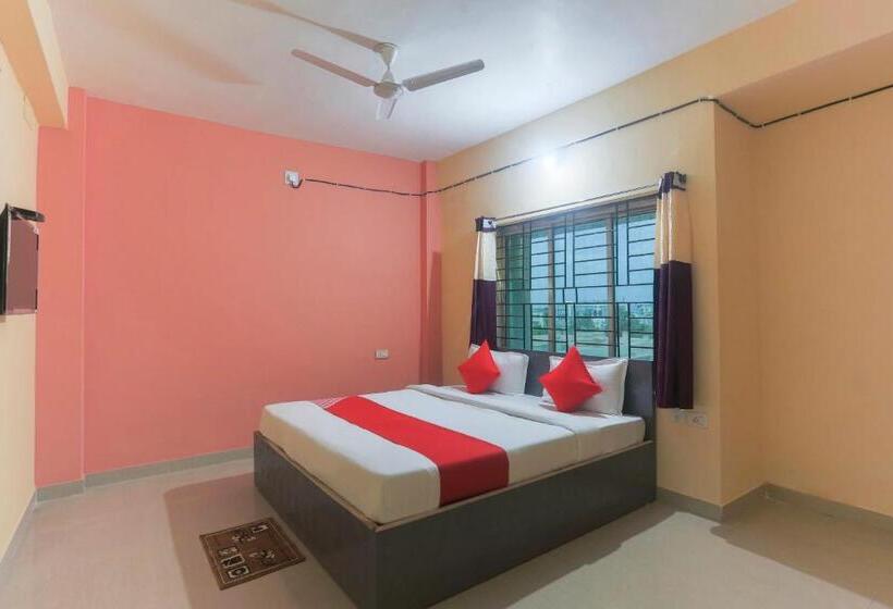 Classic Kolmen Hengen Huone, O Avigna Residency
