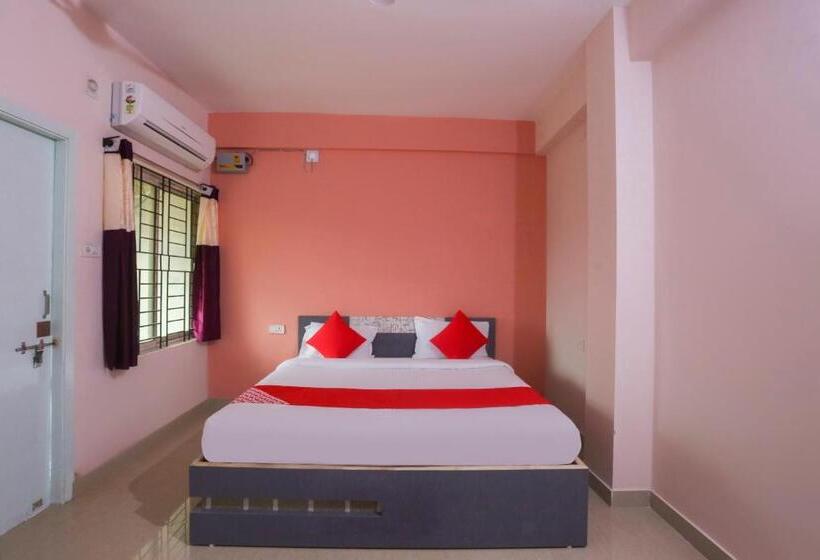 Classic Kolmen Hengen Huone, O Avigna Residency