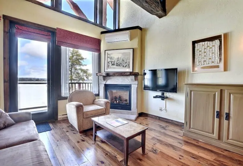プレジデントスイートルーム, Les Condos Du Lac Taureau Rooms & Condos