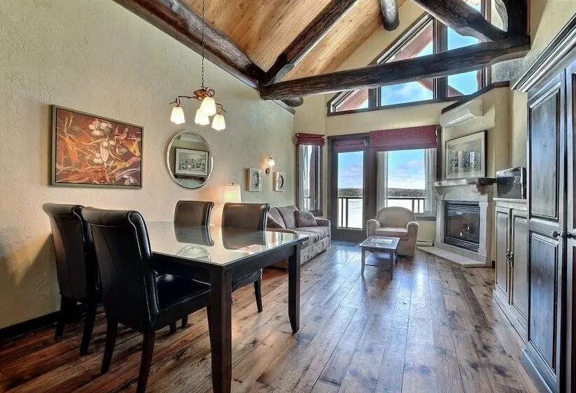プレジデントスイートルーム, Les Condos Du Lac Taureau Rooms & Condos