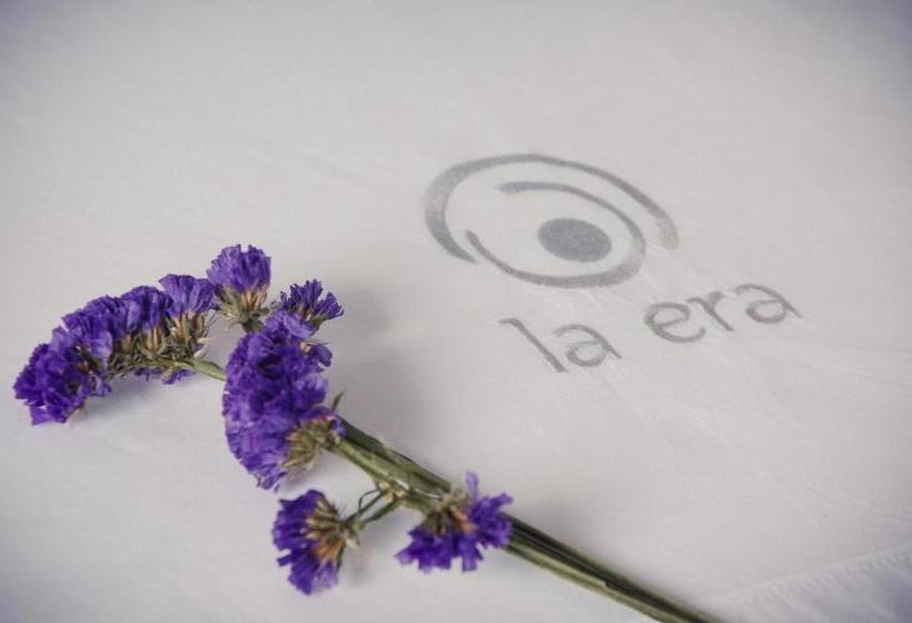 Номер Стандарт, Hospederia La Era