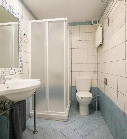 Standard Yhden Hengen Huone, ατηινα