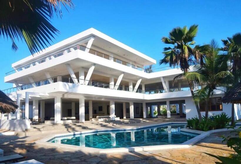 Camera Familiare, Barracuda Inn Resort