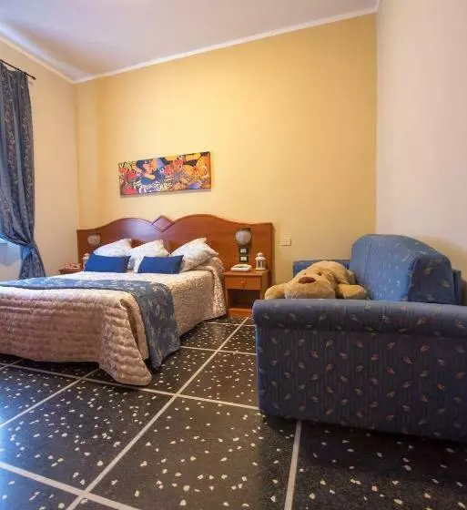 اتاق استاندارد, Bristol