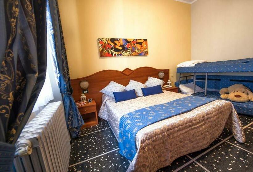 غرفة قياسية ثلاثية, Bristol