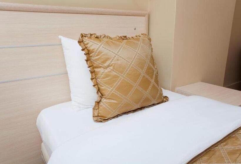 スタンダードルーム, Classes Airport