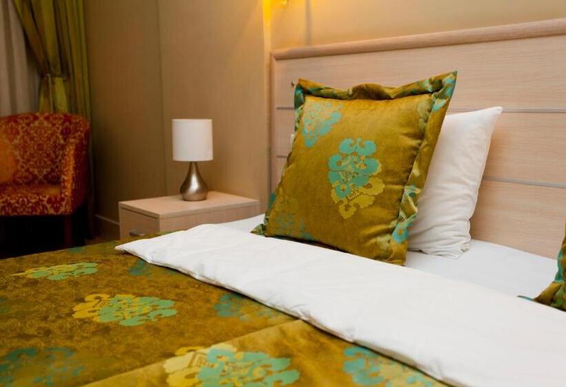 スタンダードルーム, Classes Airport