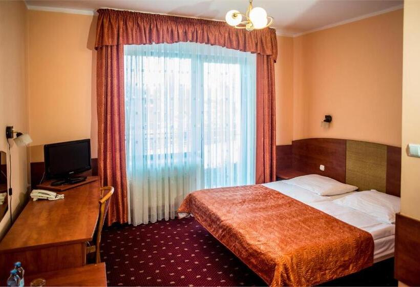 חדר סטנדרט יחיד, Delicjusz