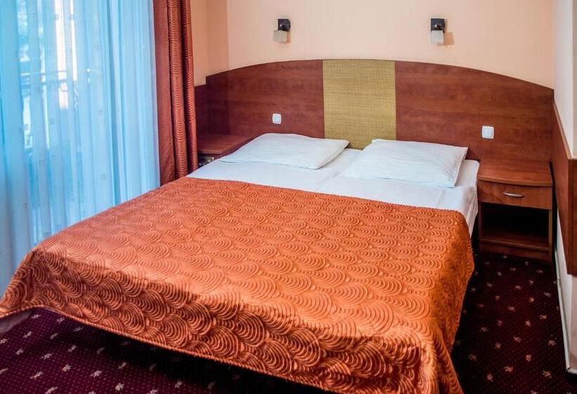 חדר סטנדרט יחיד, Delicjusz