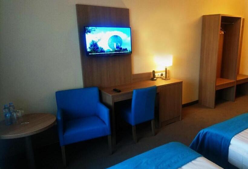 חדר סופריור יחיד, Delicjusz