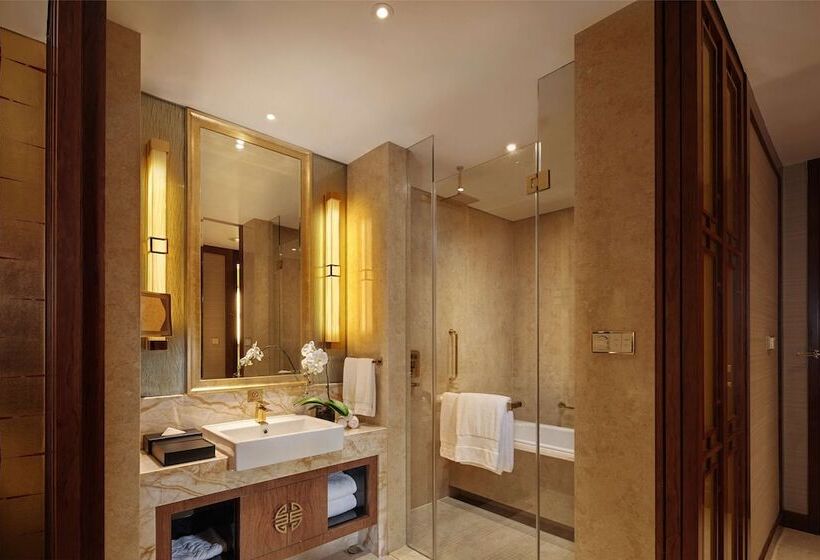 חדר דלוקס עם מרפסת, Hilton Tianjin Eco City