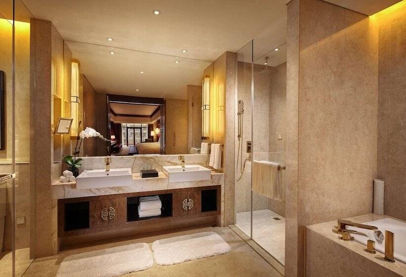 סוויטה דלוקס, Hilton Tianjin Eco City