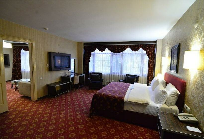 غرفة قياسية, Hizel