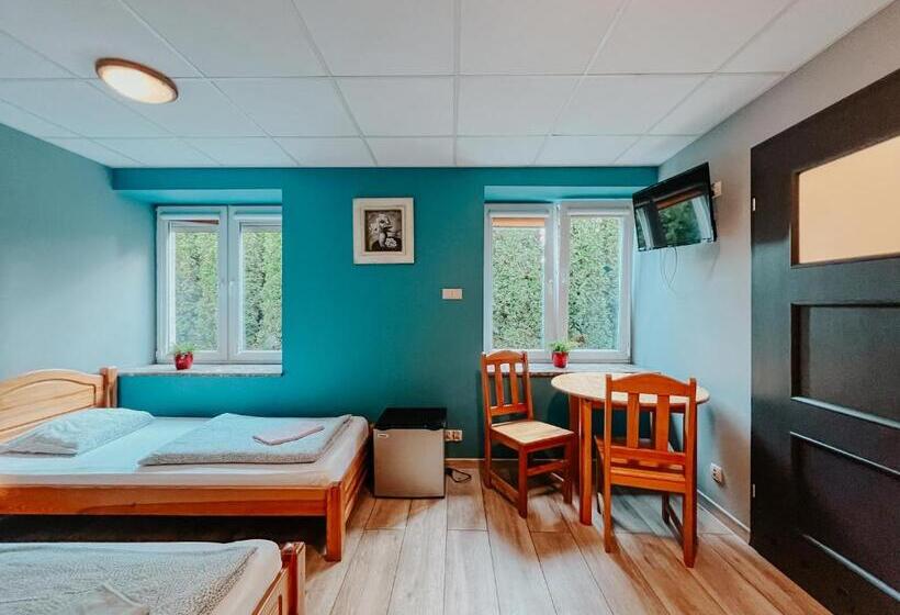 חדר סטנדרט לארבעה, Hostel Filip