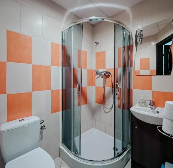 חדר סטנדרט לארבעה, Hostel Filip