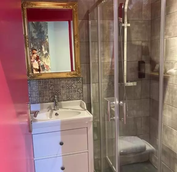 スタンダードルーム, Hôtel Du Commerce