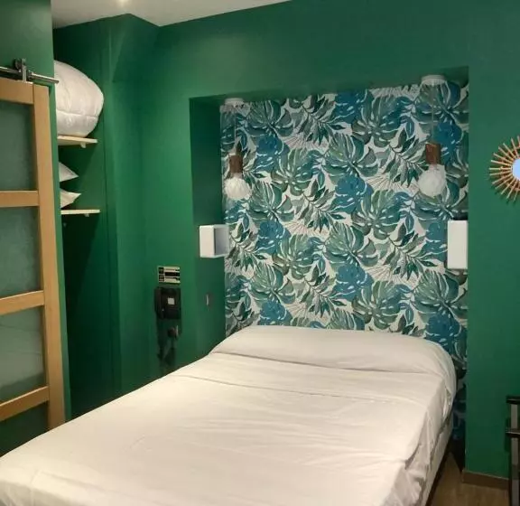 エコノミールーム, Hôtel Du Commerce